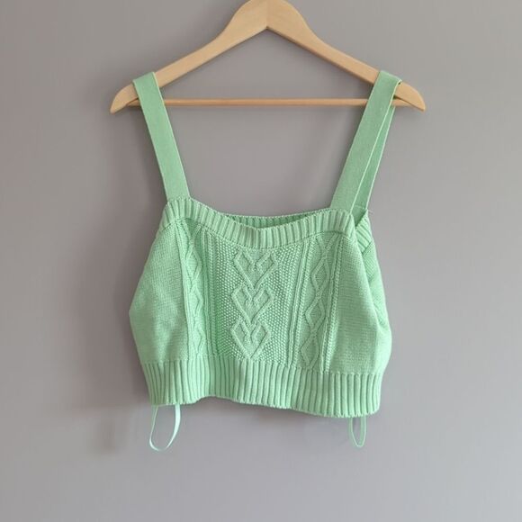 📏Mint green knit crop top - Picture 1 of 2